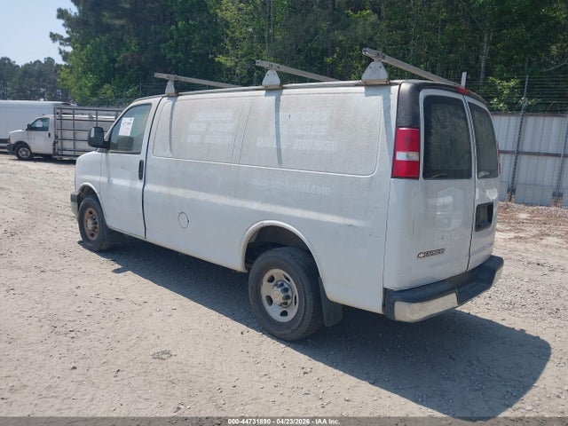 1GCWGAFP7J1341231 Chevrolet Express 2500 Work Van