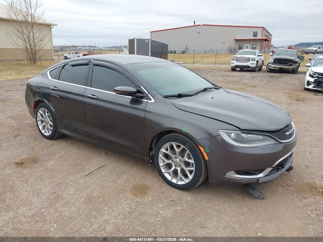 44731891 :رقم المزاد ، 1C3CCCEG8GN135742 vin ، 2016 Chrysler 200 C مزاد بيع
