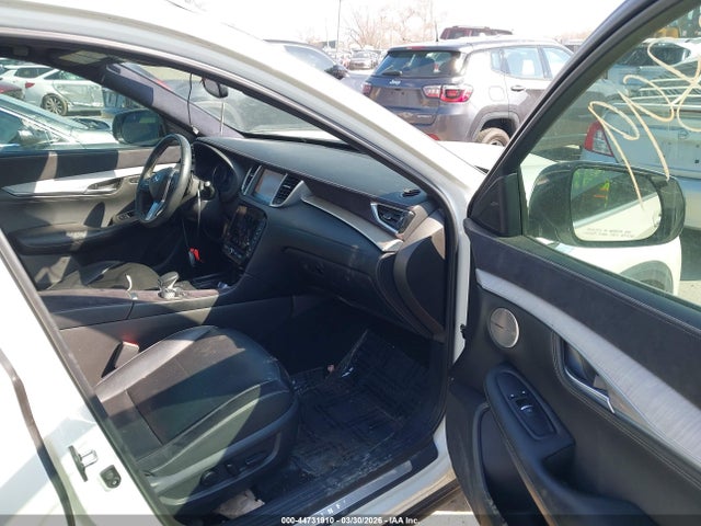 44731910 :رقم المزاد ، 3PCAJ5M1XKF103304 vin ، 2019 Infiniti Qx50 Essential مزاد بيع