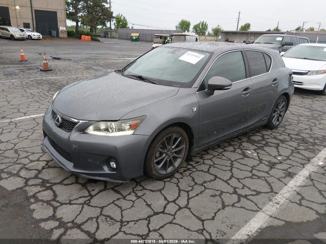 44731915 :رقم المزاد ، JTHKD5BH9D2129585 vin ، 2013 Lexus Ct 200h مزاد بيع