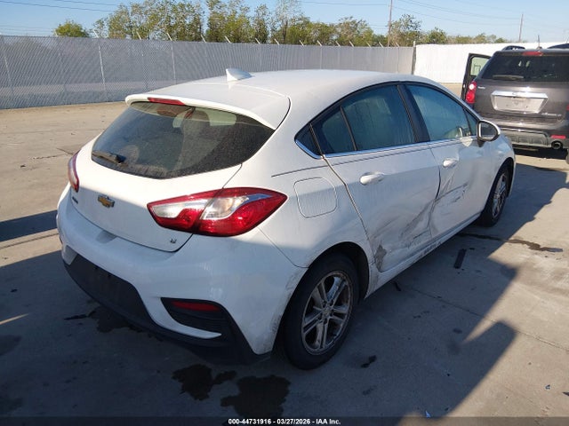 Chevrolet Cruze Lt Auto 2018 3G1BE6SM3JS652952 Image 4