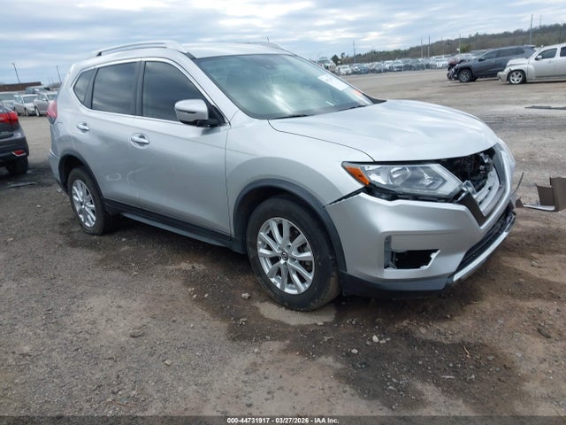 Auction sale of the 2020 Nissan Rogue Sv Fwd, vin: JN8AT2MT6LW041945, lot number: 44731917