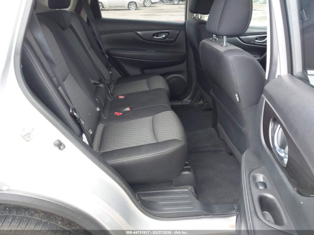 44731917 :رقم المزاد ، JN8AT2MT6LW041945 vin ، 2020 Nissan Rogue Sv Fwd مزاد بيع