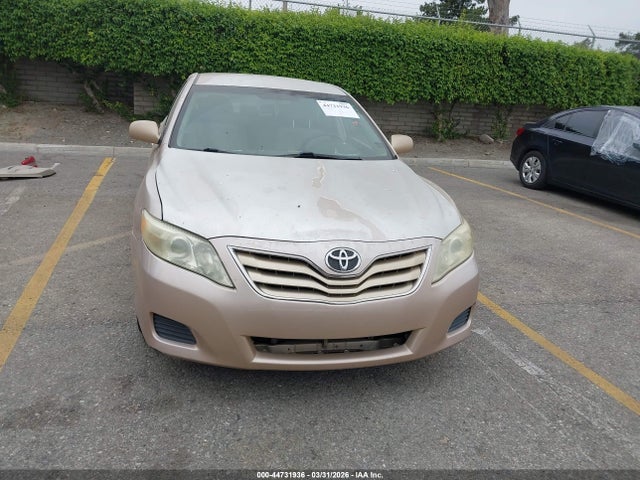 Продаж на аукціоні авто 2010 Toyota Camry Le, vin: 4T4BF3EK3AR008446, номер лоту: 44731936