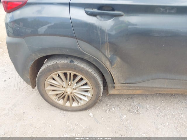 KM8K22AAXMU611444 Hyundai Kona Sel