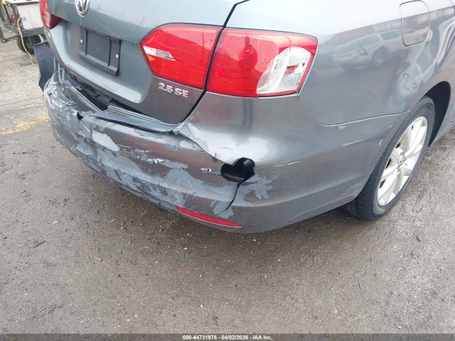 2011 Volkswagen Jetta 2.5l Se მანქანა იყიდება აუქციონზე, vin: 3VWDZ7AJ7BM319321, აუქციონის ნომერი: 44731976