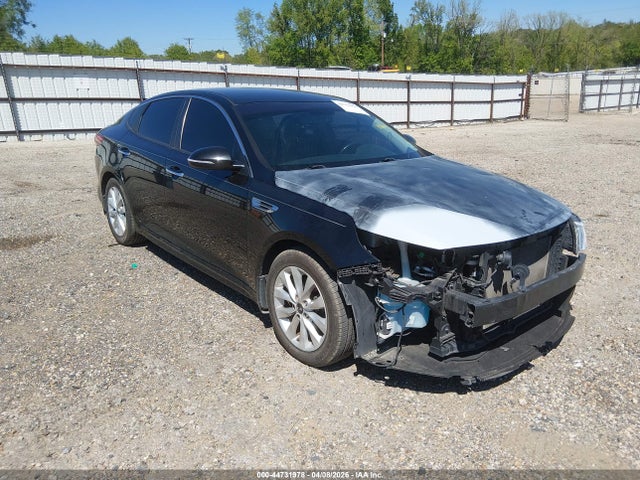 2018 5XXGT4L37JG227317 main image