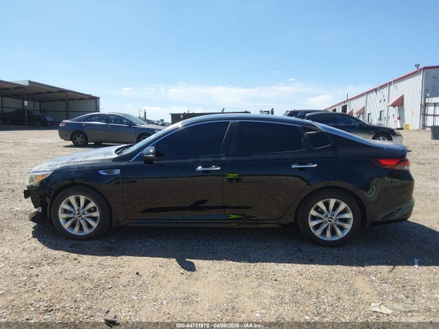 KIA Optima S 2018 5XXGT4L37JG227317 Image 14