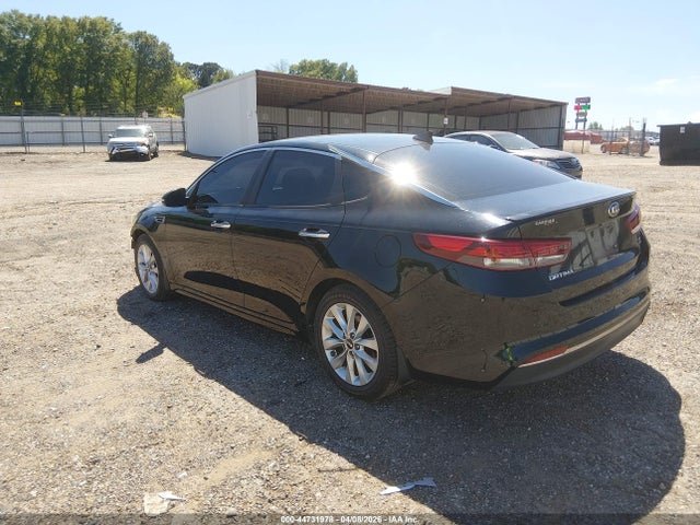KIA Optima S 2018 5XXGT4L37JG227317 Image 3