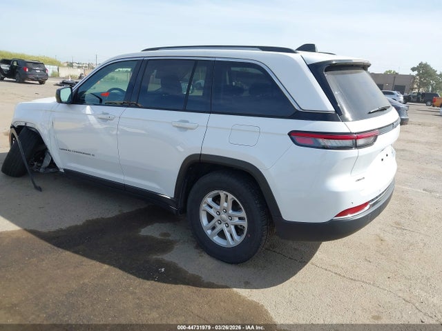 2023 JEEP GRAND CHEROKEE 1C4RJHAG4PC674482 Photo 2
