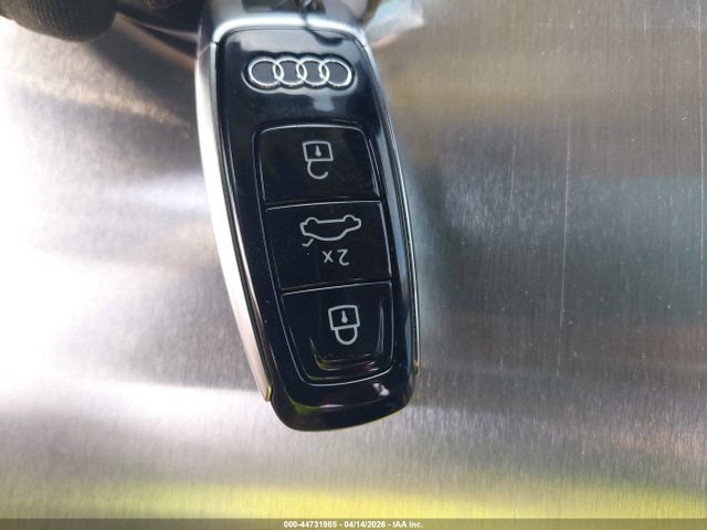 44731985 :رقم المزاد ، WA12AAGE0NB014497 vin ، 2022 Audi E-tron Sportback Premium Plus S Line Quattro مزاد بيع