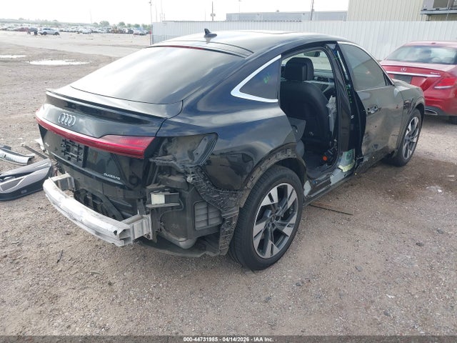 44731985 :رقم المزاد ، WA12AAGE0NB014497 vin ، 2022 Audi E-tron Sportback Premium Plus S Line Quattro مزاد بيع