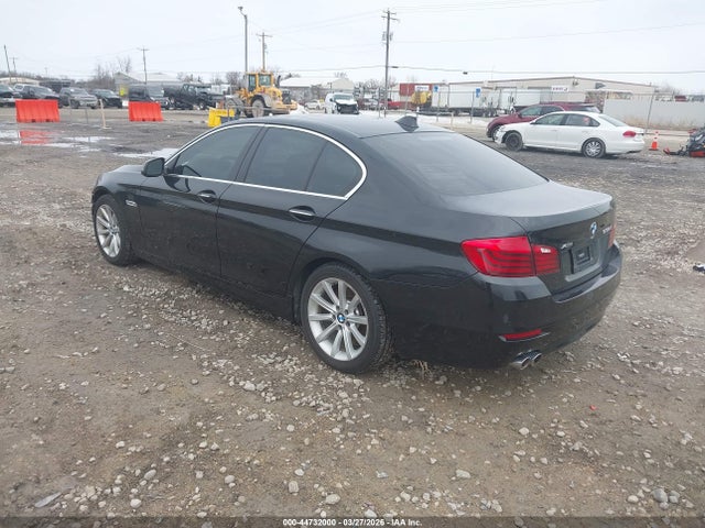 2014 BMW 535D WBAFV3C57ED685888 Photo 2