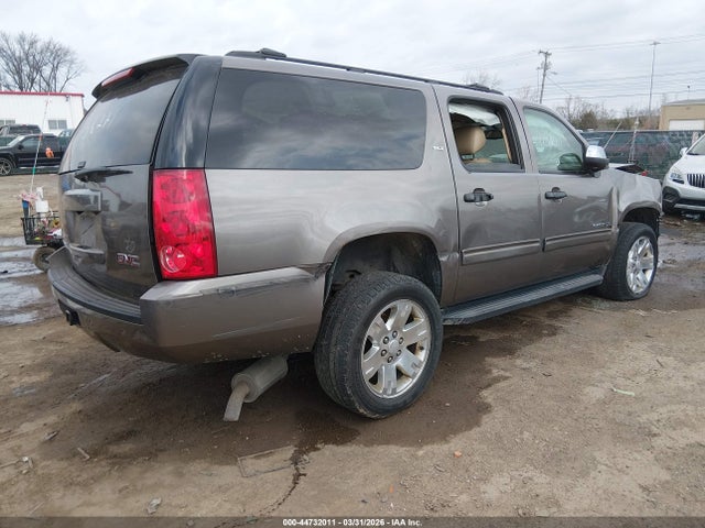 2011 GMC YUKON XL 1500 1GKS2KE39BR156221 Photo 3