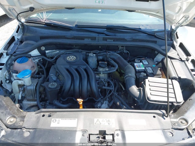 44732014 :رقم المزاد ، 3VW2K7AJ3BM060158 vin ، 2011 Volkswagen Jetta 2.0l S مزاد بيع