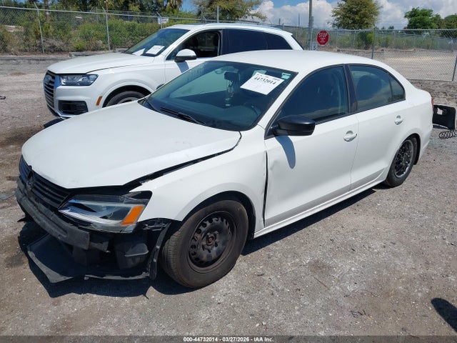 44732014 :رقم المزاد ، 3VW2K7AJ3BM060158 vin ، 2011 Volkswagen Jetta 2.0l S مزاد بيع