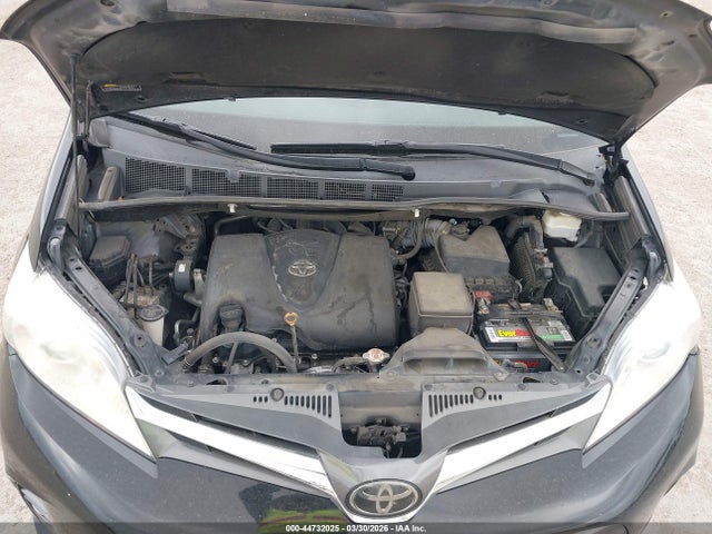 2019 TOYOTA SIENNA 5TDYZ3DC5KS017651 Photo 9