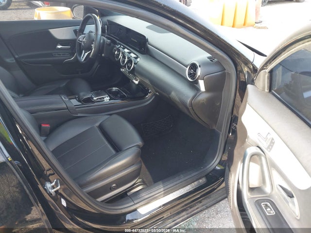 Продаж на аукціоні авто 2019 Mercedes-benz A 220, vin: WDD3G4EB0KW018739, номер лоту: 44732027