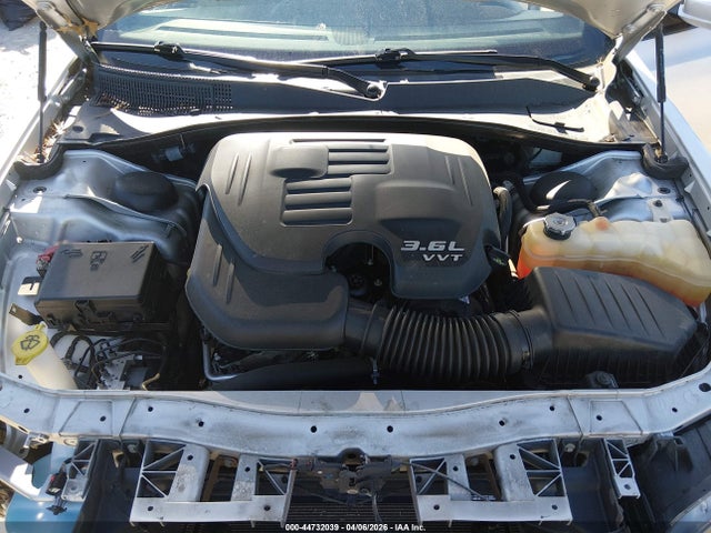 Продаж на аукціоні авто 2022 Chrysler 300 S, vin: 2C3CCABG6NH116038, номер лоту: 44732039