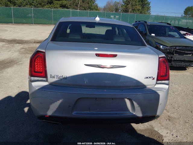 Продаж на аукціоні авто 2022 Chrysler 300 S, vin: 2C3CCABG6NH116038, номер лоту: 44732039