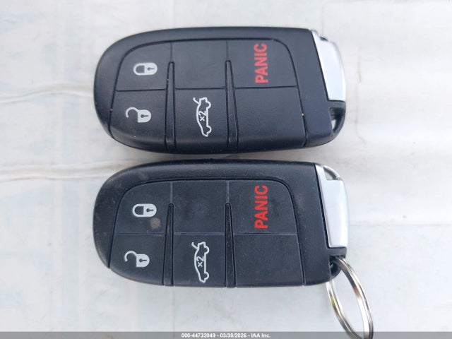 2015 CHRYSLER 300 2C3CCAAG7FH875784 Photo 10