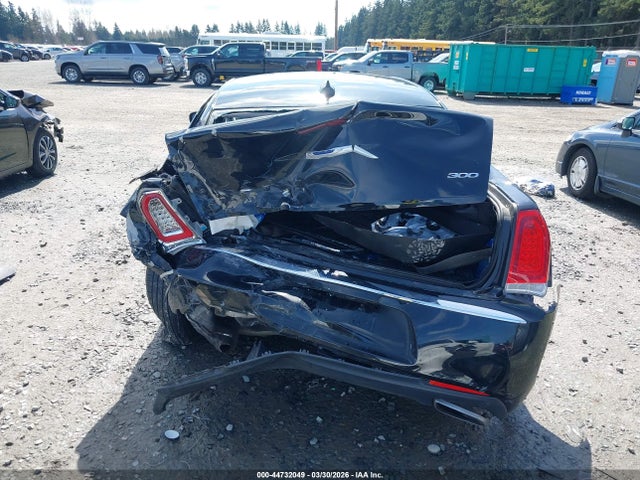 2015 Chrysler 300 Limited მანქანა იყიდება აუქციონზე, vin: 2C3CCAAG7FH875784, აუქციონის ნომერი: 44732049