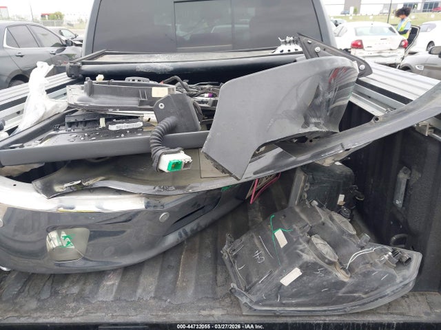44732055 :رقم المزاد ، 1C6RR7LT6HS712516 vin ، 2017 Ram 1500 Lone Star Silver  4x4 5'7 Box مزاد بيع