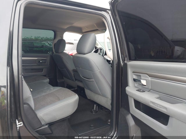 44732055 :رقم المزاد ، 1C6RR7LT6HS712516 vin ، 2017 Ram 1500 Lone Star Silver  4x4 5'7 Box مزاد بيع