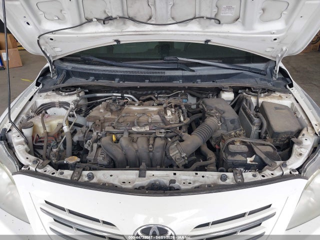 2013 Toyota Corolla Le მანქანა იყიდება აუქციონზე, vin: 5YFBU4EE8DP135702, აუქციონის ნომერი: 44732067