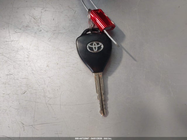 2013 Toyota Corolla Le მანქანა იყიდება აუქციონზე, vin: 5YFBU4EE8DP135702, აუქციონის ნომერი: 44732067