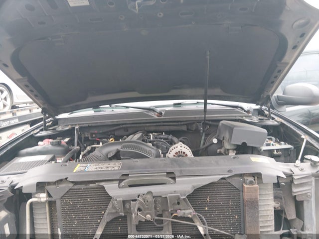 44732071 :رقم المزاد ، 1GKFK63867J375165 vin ، 2007 Gmc Yukon Denali Denali مزاد بيع