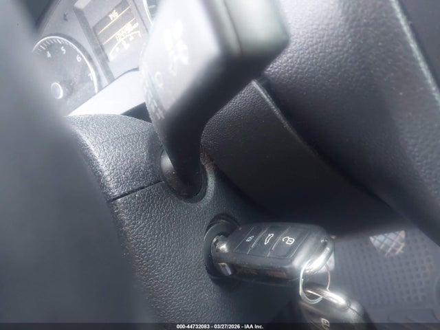 Продажа на аукционе авто 2013 Volkswagen Jetta Se, vin: 3VWBP7AJ0DM402699, номер лота: 44732083