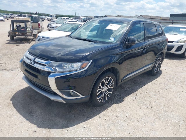 Продаж на аукціоні авто 2018 Mitsubishi Outlander Se, vin: JA4AD3A35JZ043243, номер лоту: 44732091