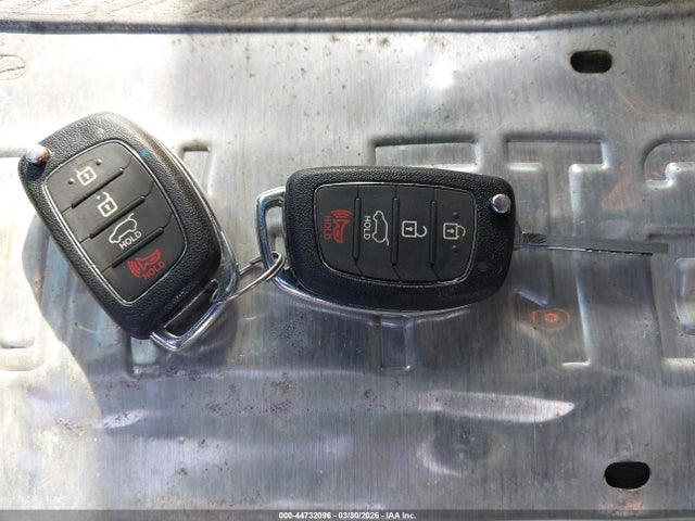 5XYZTDLB7GG331181 Hyundai Santa Fe Sport 2.4l