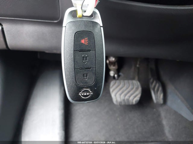 3N8AP6CA7SL386126 Nissan Kicks Sv Fwd