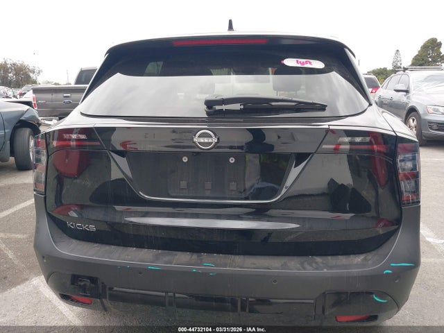 3N8AP6CA7SL386126 Nissan Kicks Sv Fwd