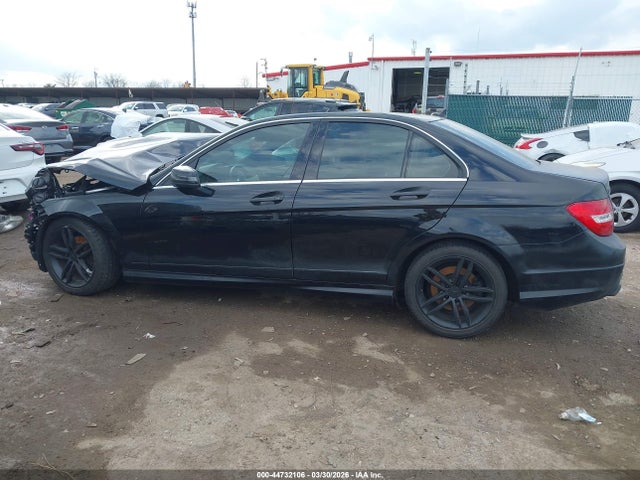 Aukcja sprzedaży 2012 Mercedes-benz C 300 Sport 4matic, vin: WDDGF8BB1CA619981, numer aukcji: 44732106