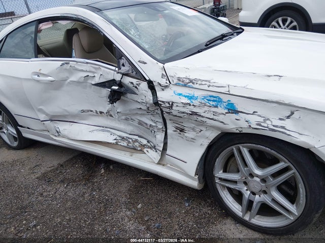 2012 Mercedes-benz E 550 მანქანა იყიდება აუქციონზე, vin: WDDKJ7DB0CF158100, აუქციონის ნომერი: 44732117