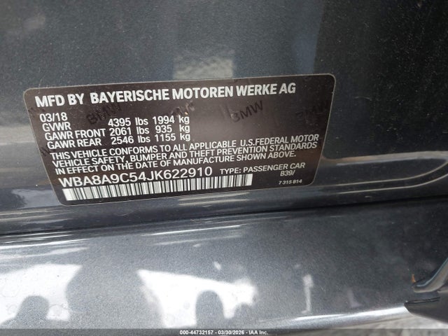 BMW 320i 2018 WBA8A9C54JK622910 Image 9