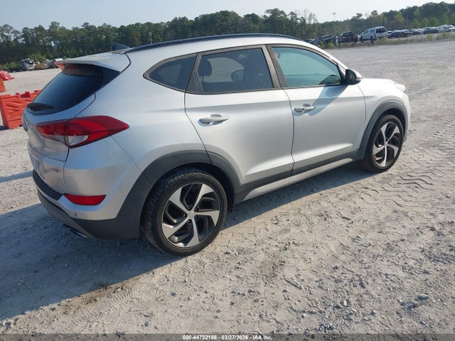 Aukcja sprzedaży 2018 Hyundai Tucson Value, vin: KM8J3CA24JU692184, numer aukcji: 44732186