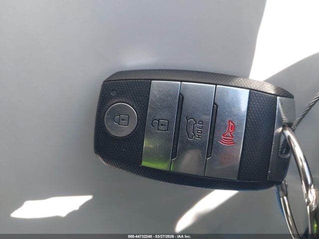 2019 KIA NIRO PLUG-IN HYBRID KNDCM3LD0K5283197 Photo 10