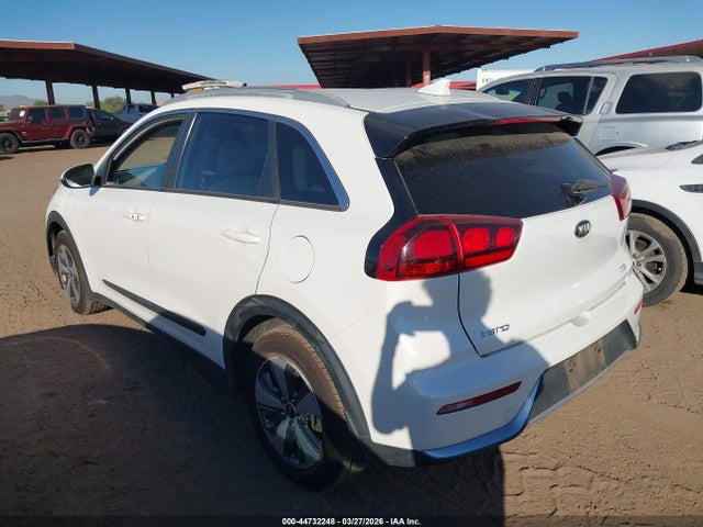 2019 KIA NIRO PLUG-IN HYBRID KNDCM3LD0K5283197 Photo 2