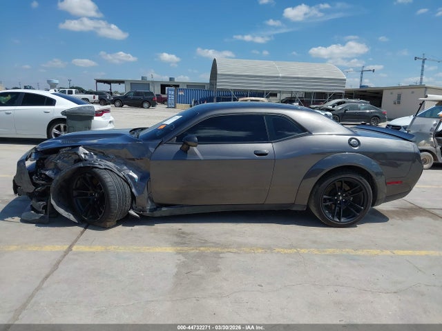 Продажа на аукционе авто 2023 Dodge Challenger R/t Scat Pack Widebody, vin: 2C3CDZFJ4PH693848, номер лота: 44732271