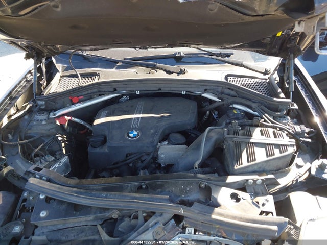 2017 BMW X3 5UXWX9C33H0W70992 Photo 9