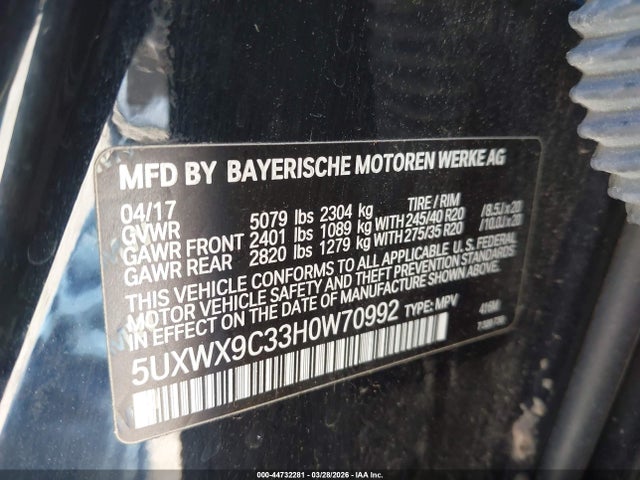 2017 BMW X3 5UXWX9C33H0W70992 Photo 8