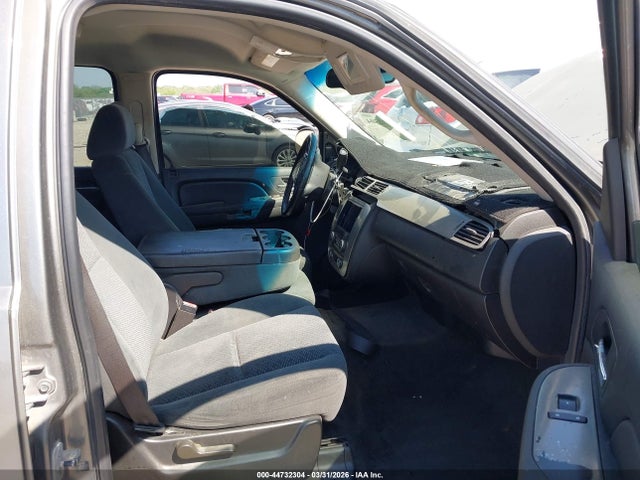 Aukcja sprzedaży 2008 Chevrolet Tahoe Ls, vin: 1GNFC13088R122591, numer aukcji: 44732304