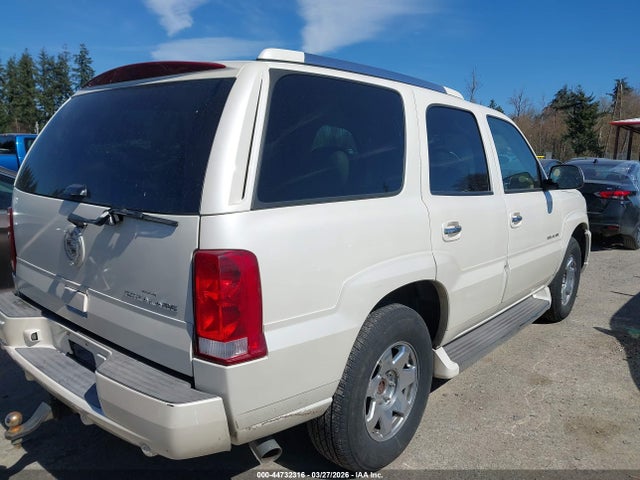 44732316 :رقم المزاد ، 1GYEK63N85R153961 vin ، 2005 Cadillac Escalade Standard مزاد بيع