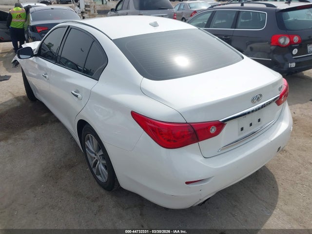 2015 INFINITI Q50 JN1BV7AP2FM357845 Photo 2
