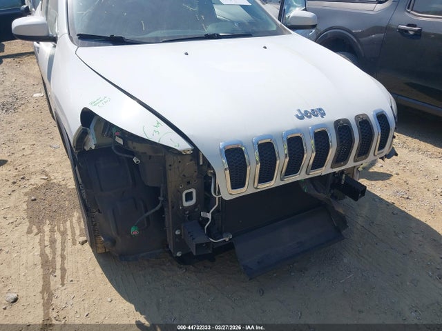 Aukcja sprzedaży 2016 Jeep Cherokee Latitude, vin: 1C4PJLCB9GW184615, numer aukcji: 44732333