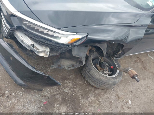 Продажа на аукционе авто 2016 Honda Civic Ex, vin: 19XFC2F79GE070633, номер лота: 44732351